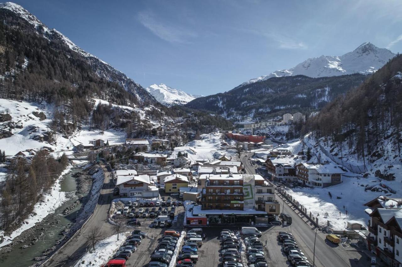 Hotel Backelar Wirt Superior Sölden Buitenkant foto